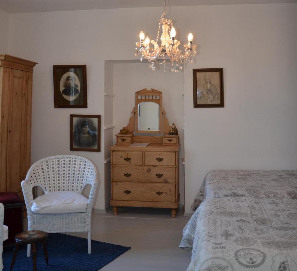 Bed and Breakfast Chez Madeleine Saint-Colomb-de-Lauzun Esterno foto