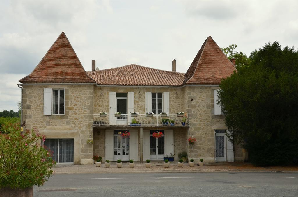 Bed and Breakfast Chez Madeleine Saint-Colomb-de-Lauzun Esterno foto